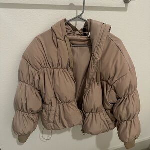 PUFFER JACKET - SIZE M